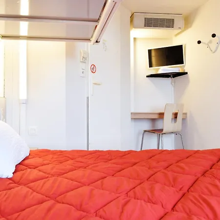 Отель Premiere Classe Saint Nazaire - *