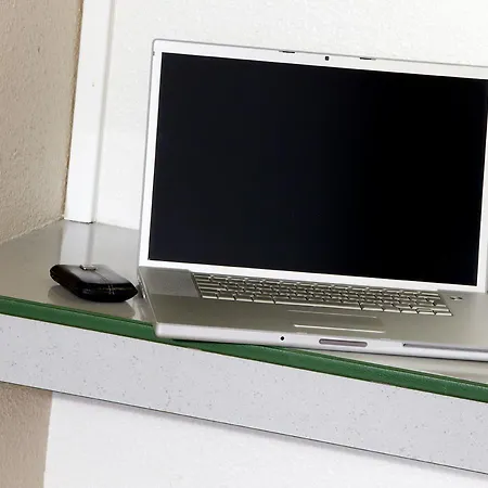 Отель Premiere Classe Saint Nazaire - *