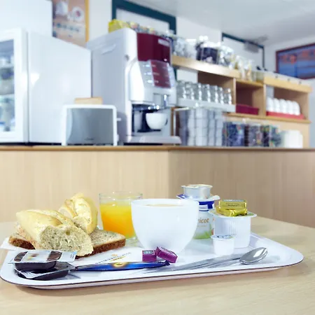 Premiere Classe Saint Nazaire - * Триньяк