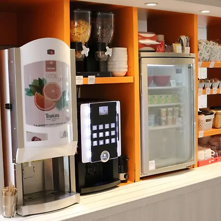 Отель Premiere Classe Saint Nazaire - *