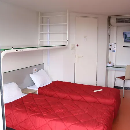 Premiere Classe Saint Nazaire - Отель Триньяк