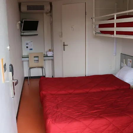 Premiere Classe Saint Nazaire - Отель *