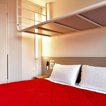 Premiere Classe Saint Nazaire - *