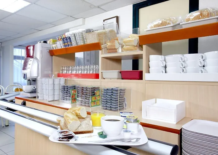 Hotel Premiere Classe Saint Nazaire - *