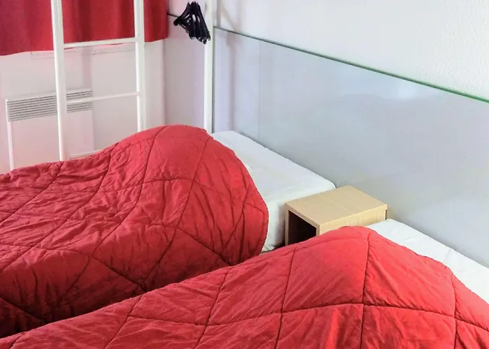 Premiere Classe Saint Nazaire - *